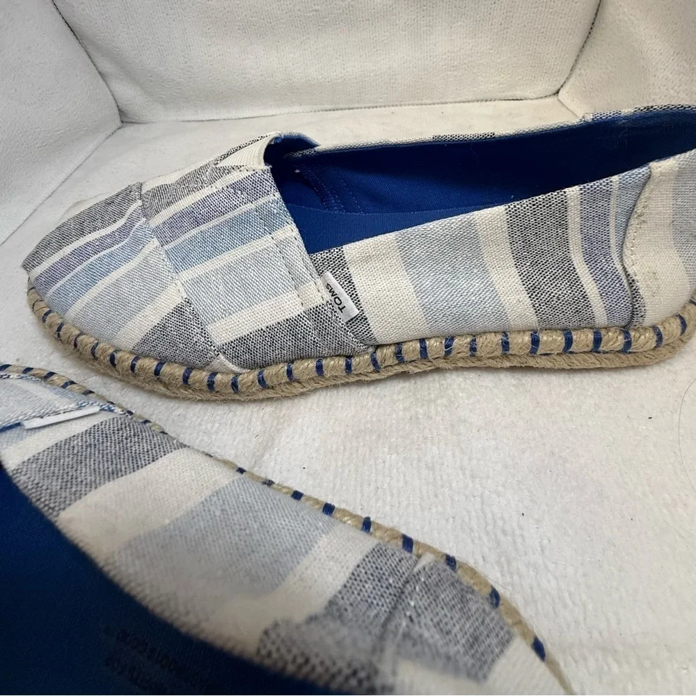 TOMS - WOMENS ALPARGATA ROPE ESPADRILLE Blue and Cream Espadrille Flats